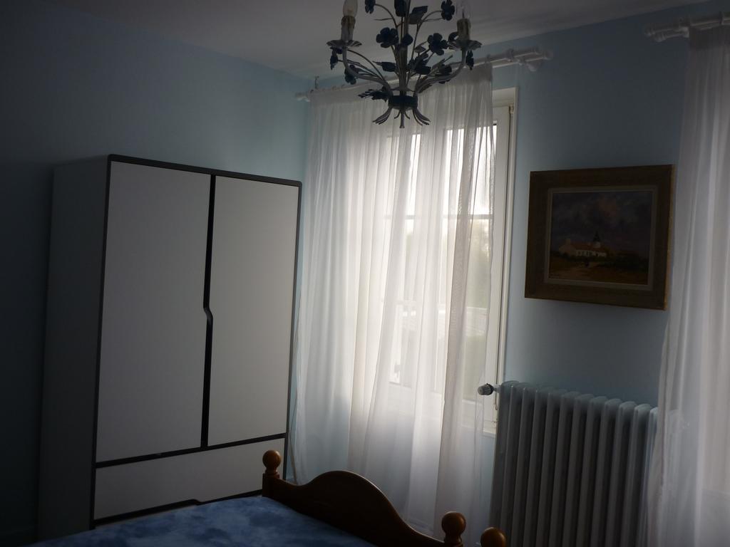 Chambres D'Hotes Le Jardin D'Alice Le Tilleul 객실 사진